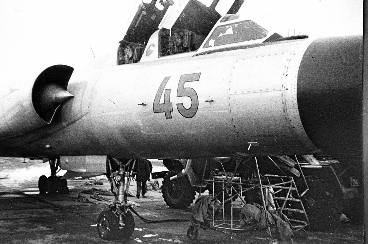 Ту-128 РЛС смерч