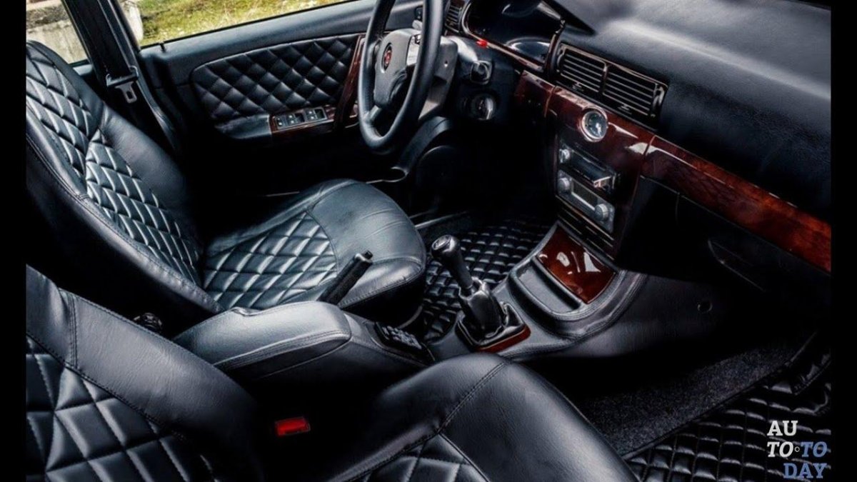 ГАЗ 31105 Волга салон