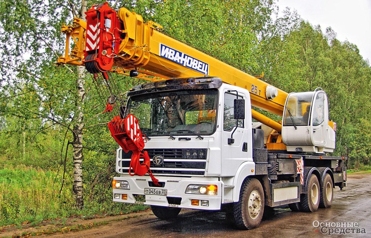 Автокран Ивановец КС 54712