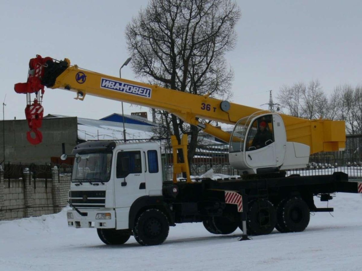 Автокран КС 55717