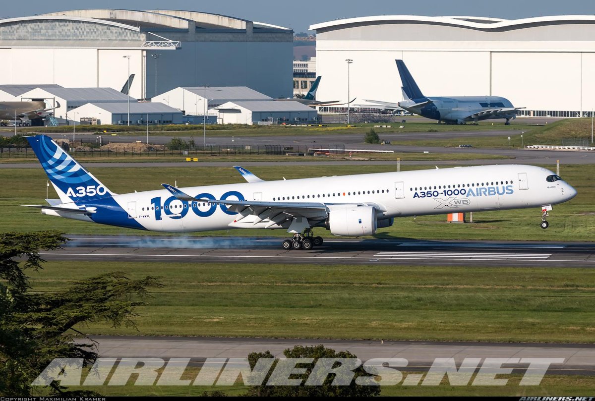 Airbus a350 самолет