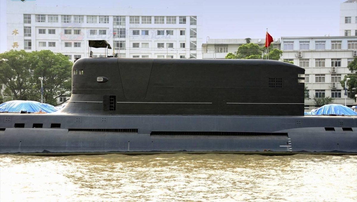 Подводная лодка тайп 100