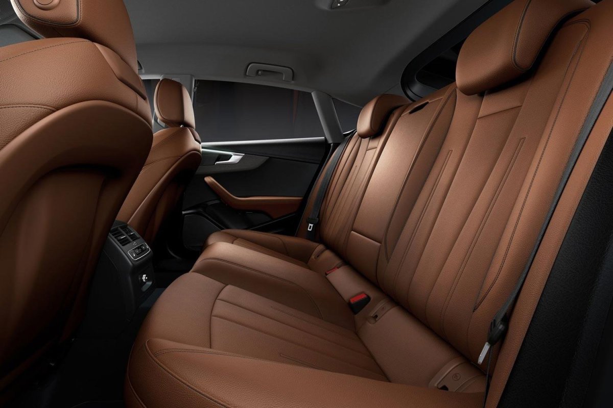 Ауди а5 салон сзади