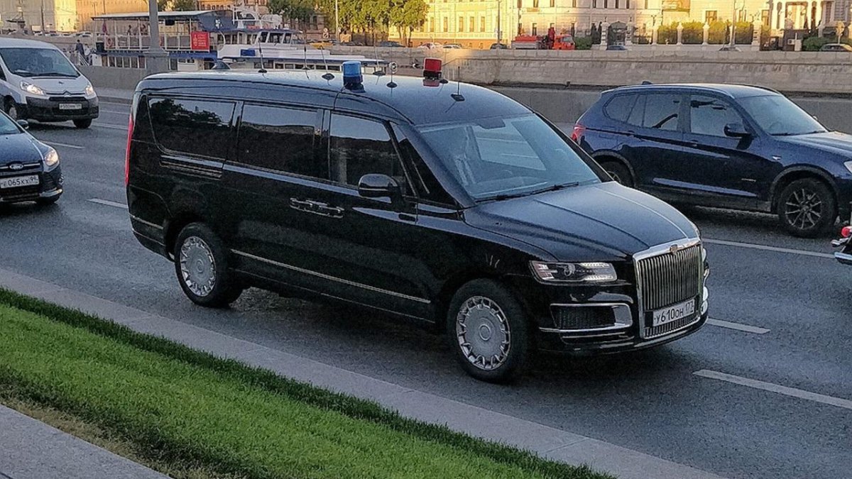 Микроавтобус Аурус Арсенал