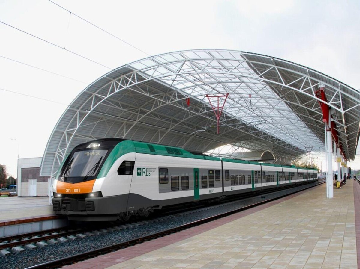 Поезд Штадлер Минск