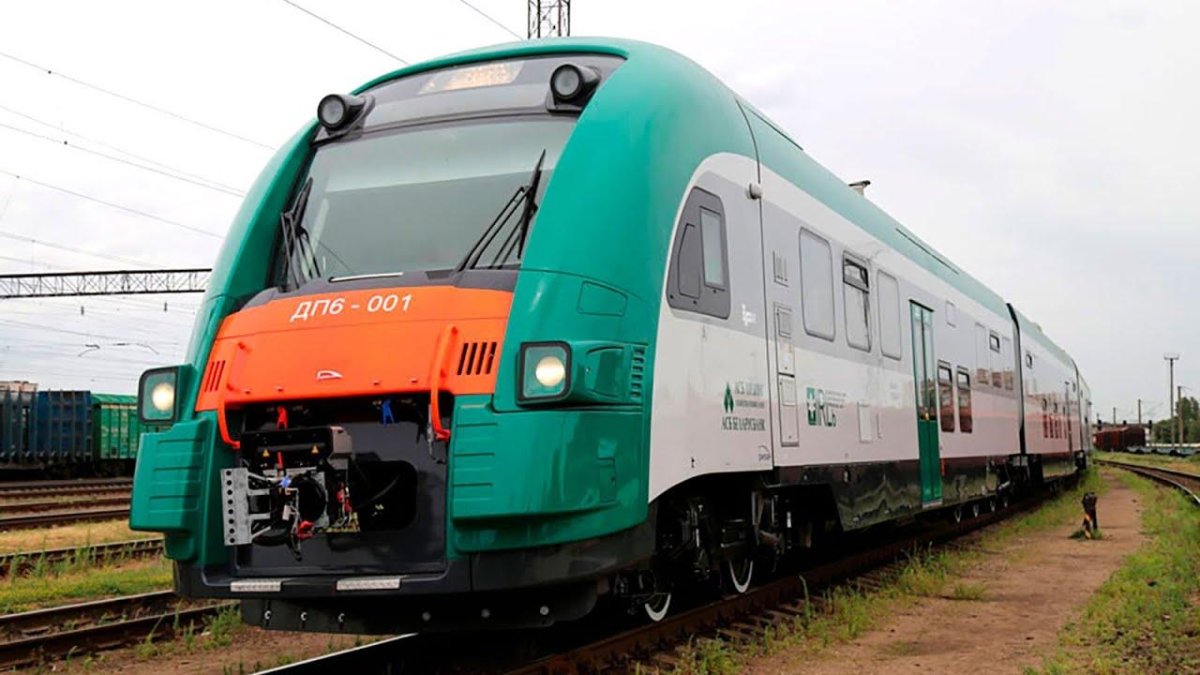 Дизель поезда Pesa