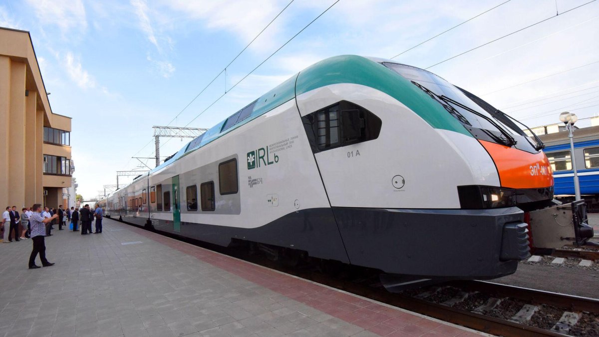 Поезд Штадлер Минск