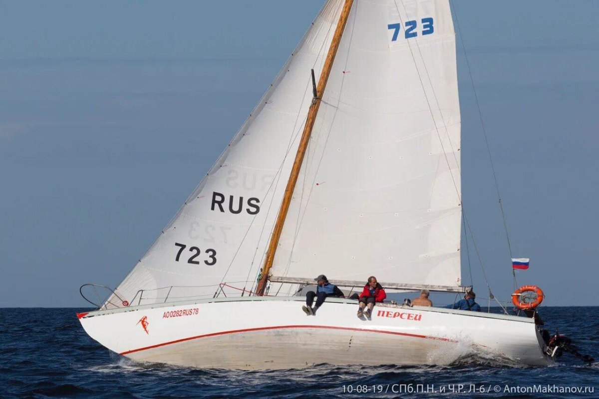 Парусная яхта л6