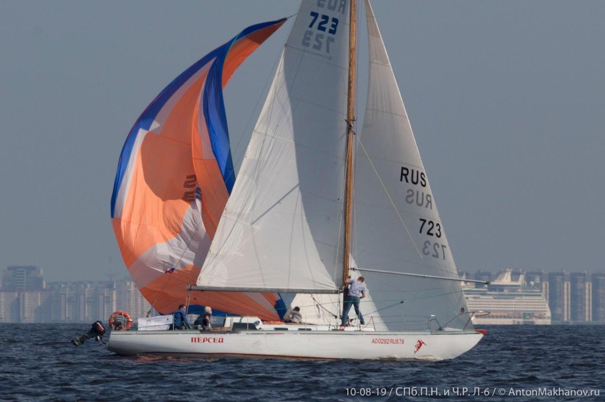 Яхта Персей