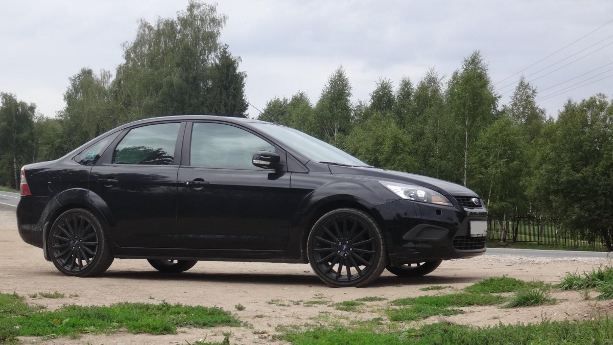 Черные диски на Форд фокус 2 Рестайлинг