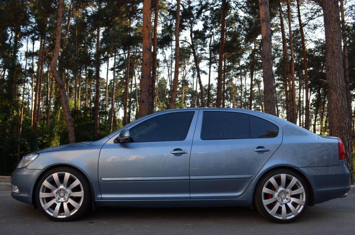 Октавия а5 диски r17