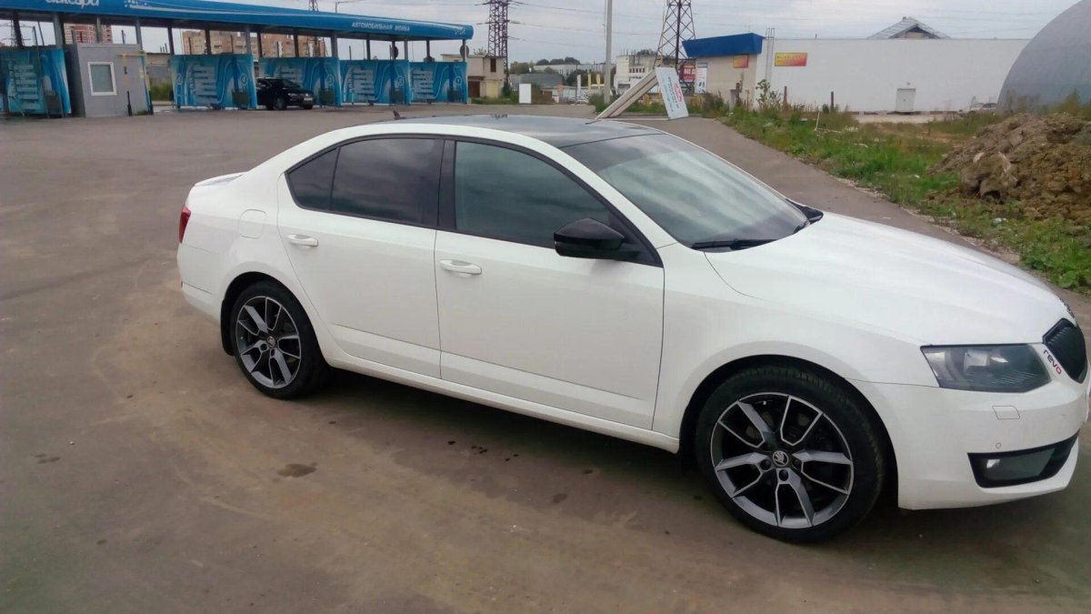 Gemini r18 Skoda Octavia a7