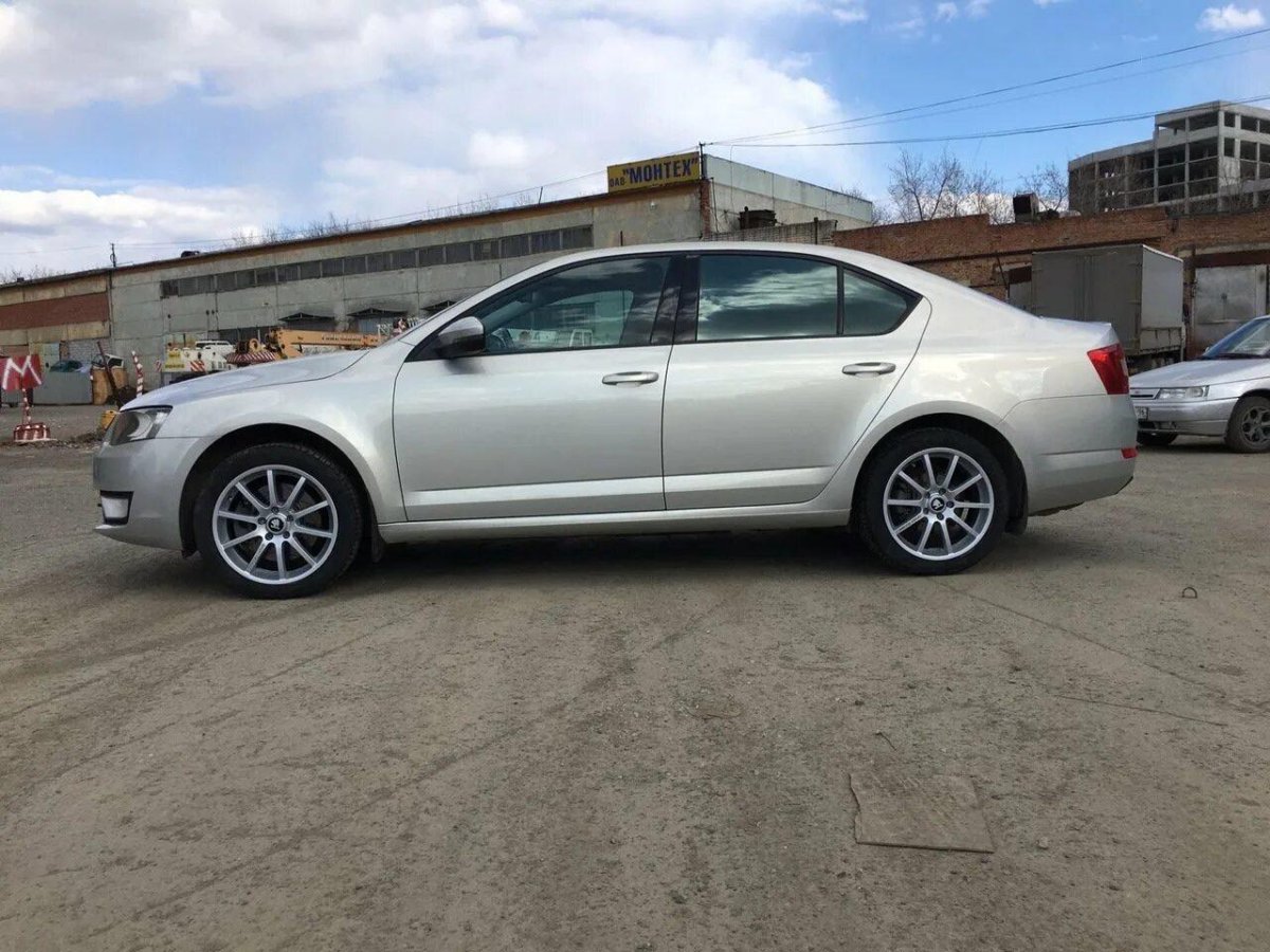 Skoda Octavia диски r17