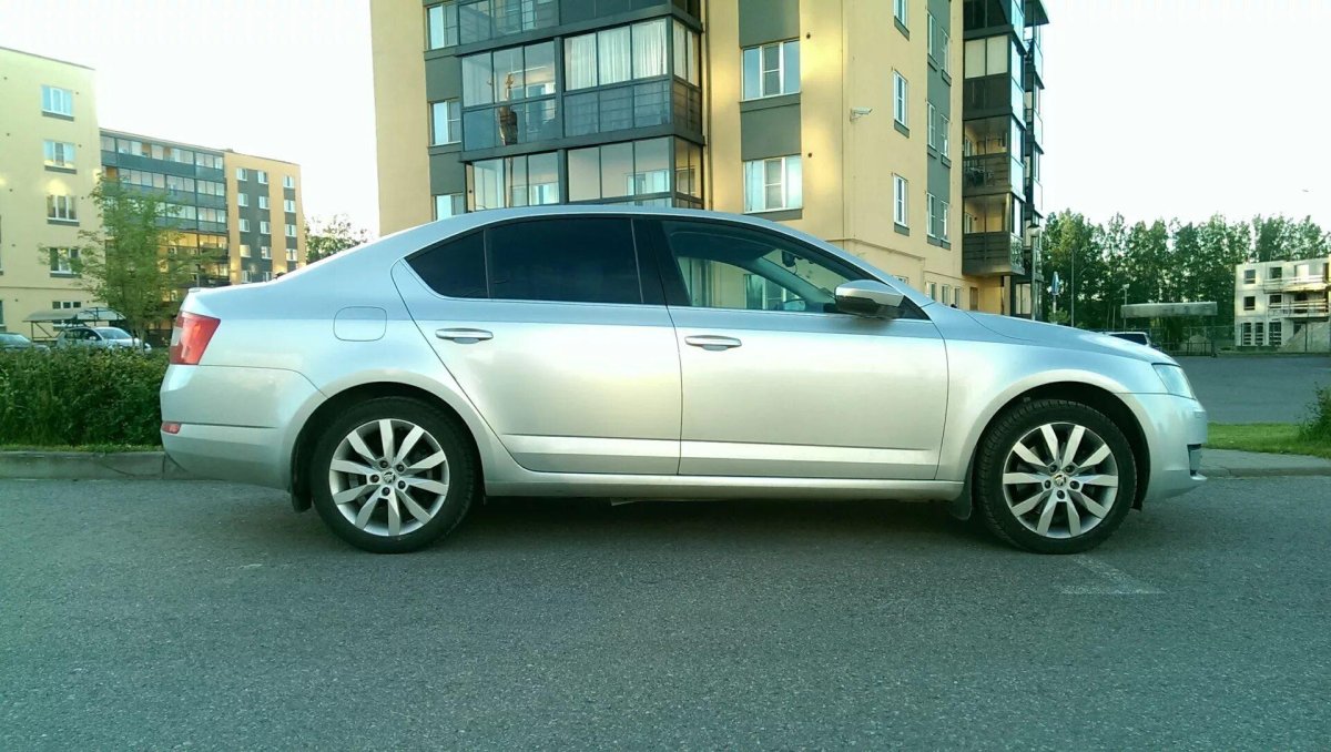 Skoda Octavia r17