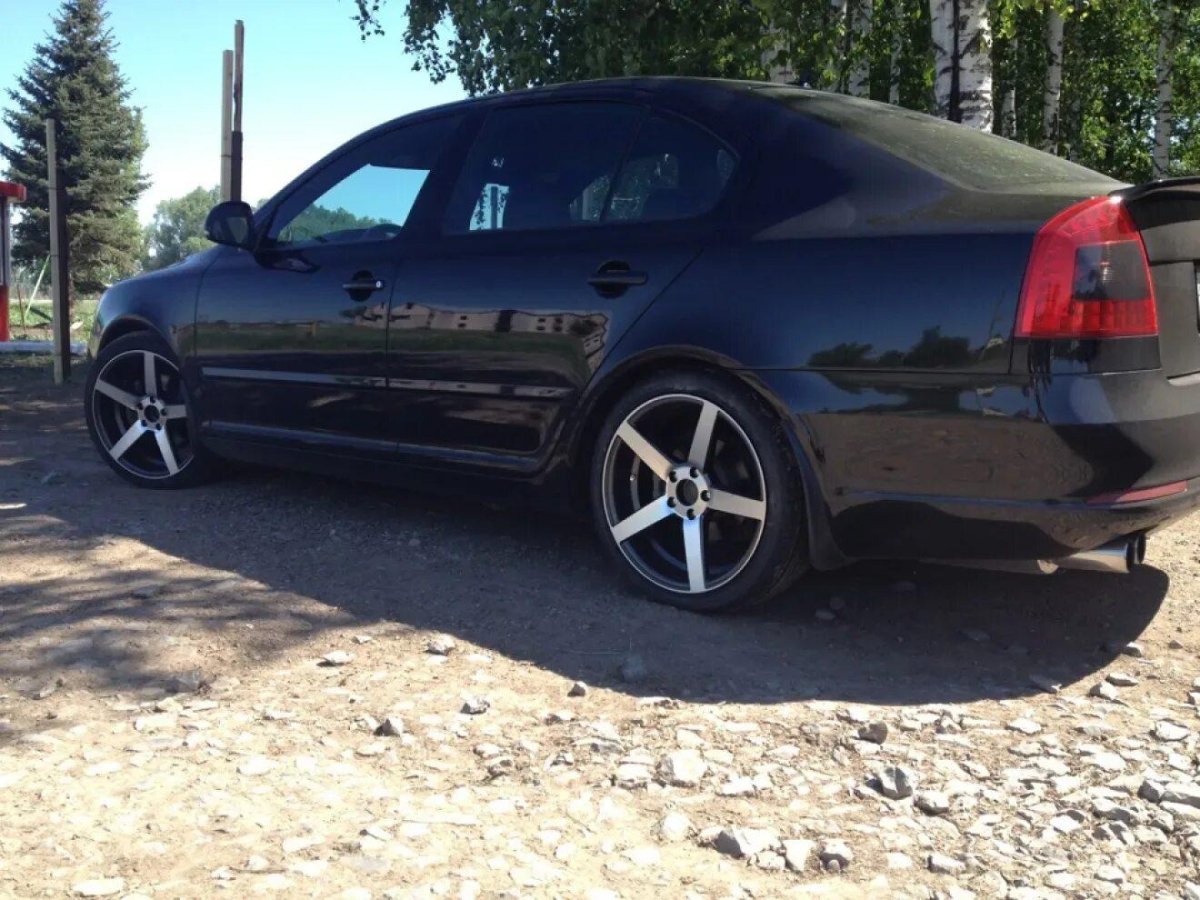 Шкода Октавия а5 r18