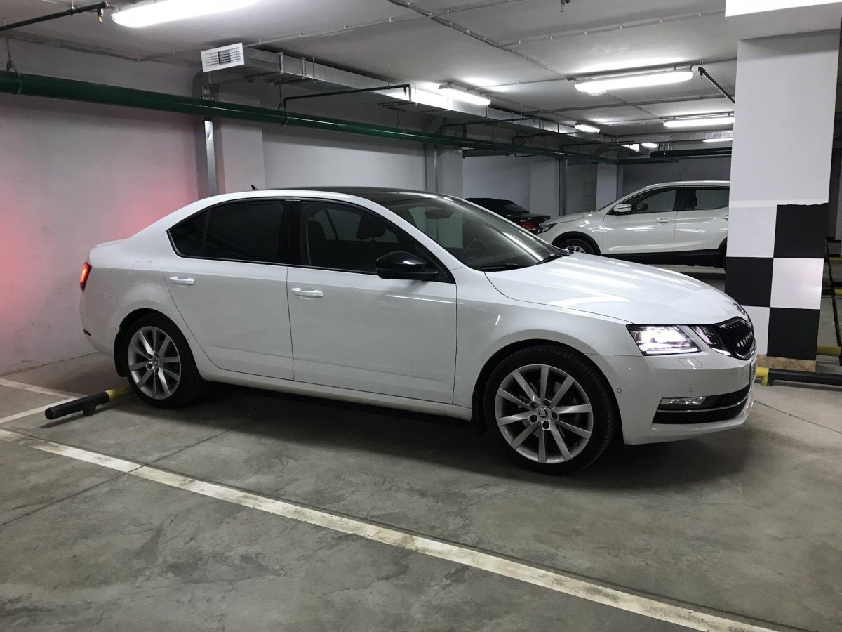 Skoda Octavia a7 r17