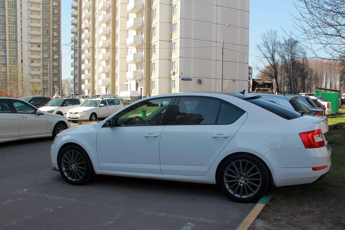 Skoda Octavia a7 белое литье