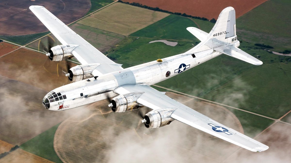 Самолет b-29 Superfortress