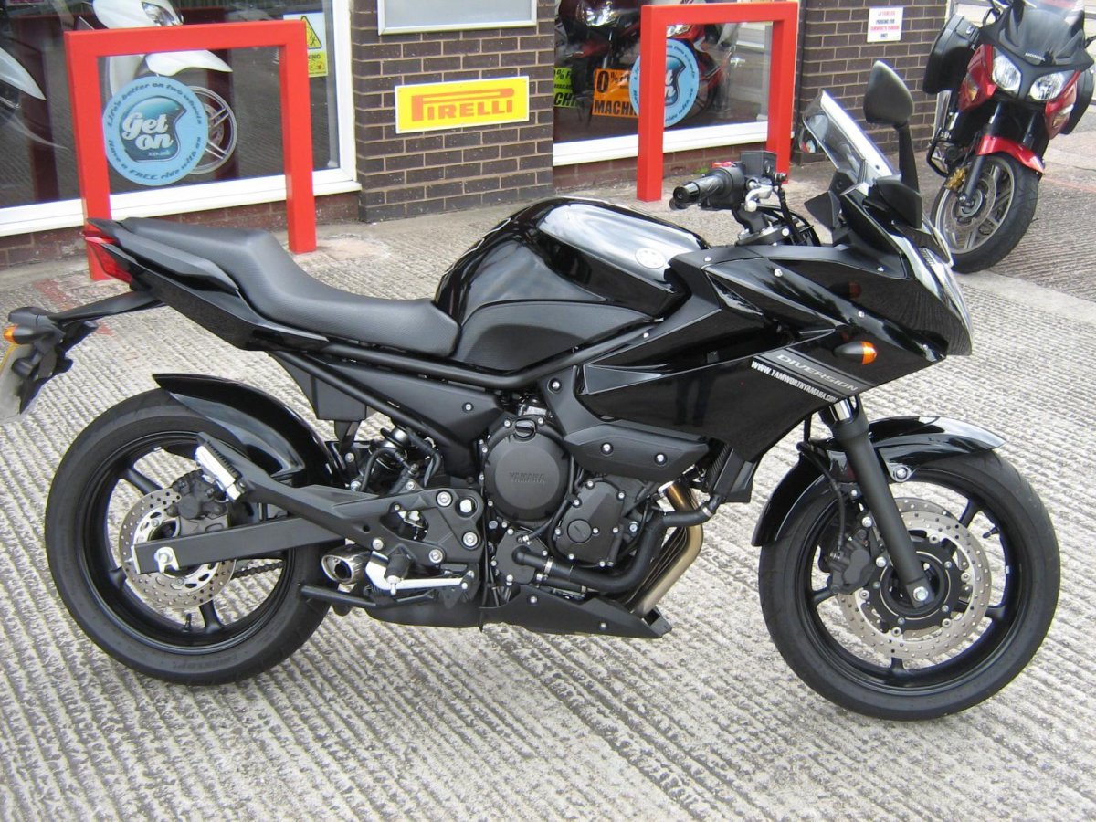 Yamaha xj6