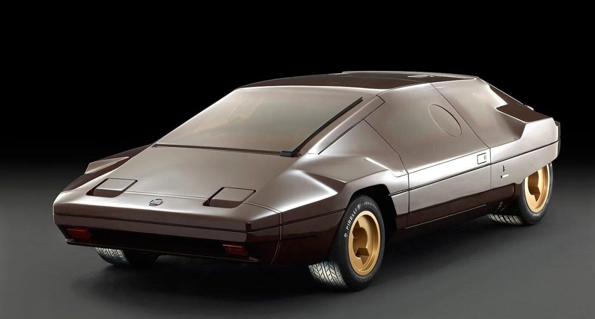 Лянча Стратос Бертоне сибило