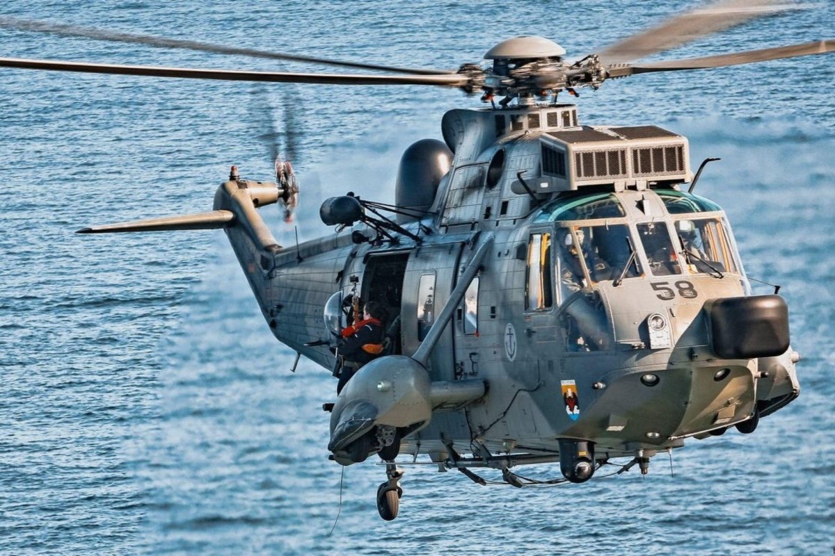 Sea King MK 41 interiior