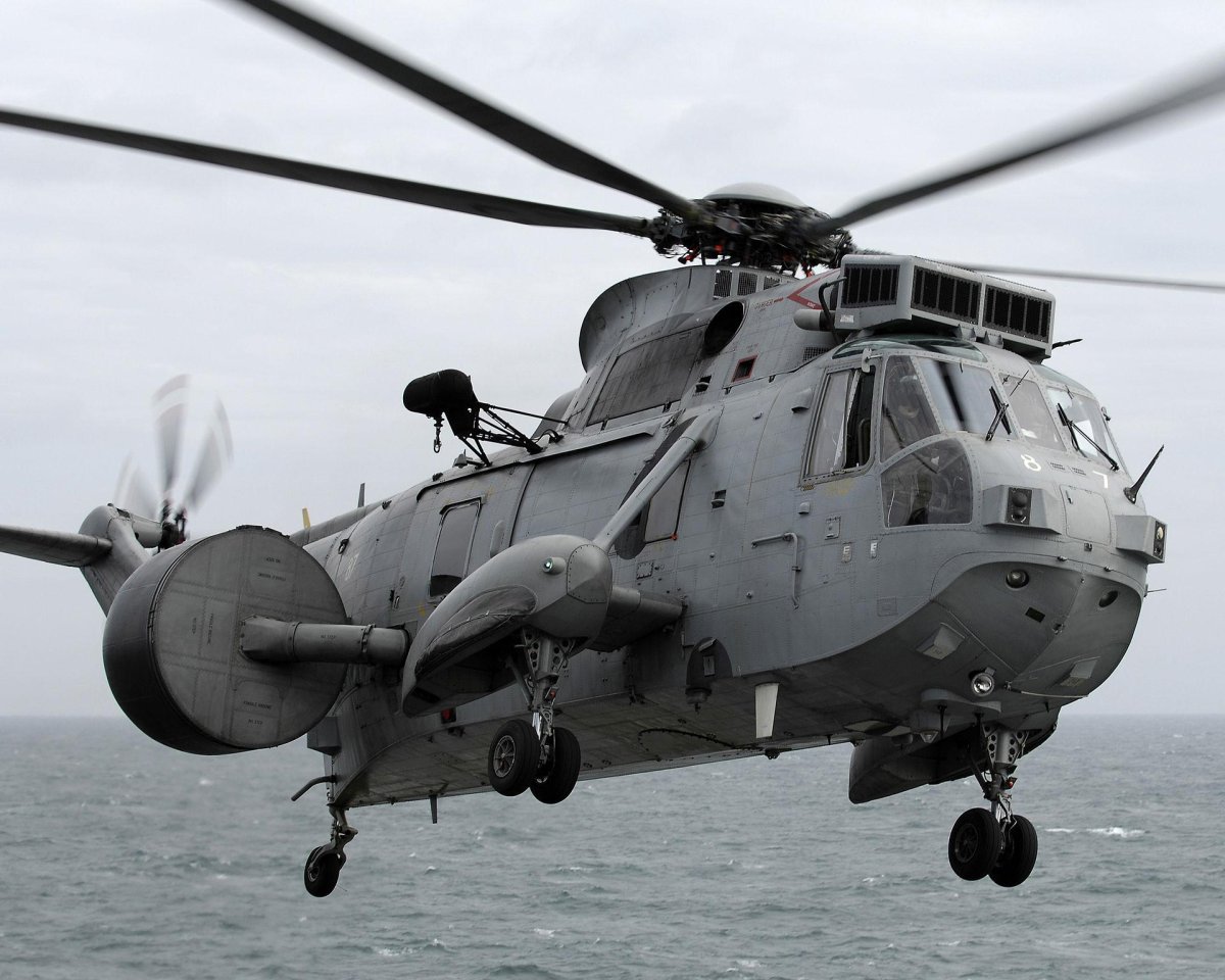 Вертолёт Sea King ASAC mk7