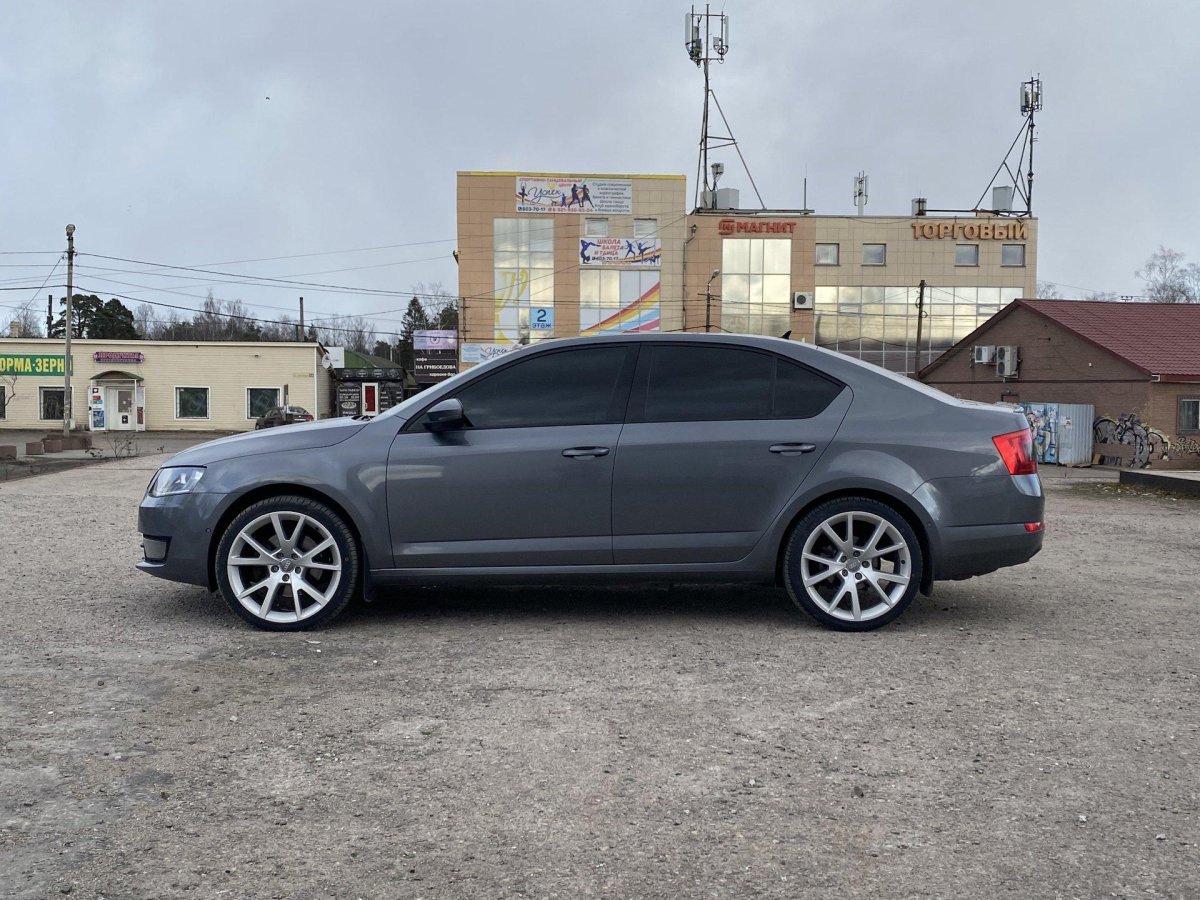 Skoda Octavia a7 диски r18