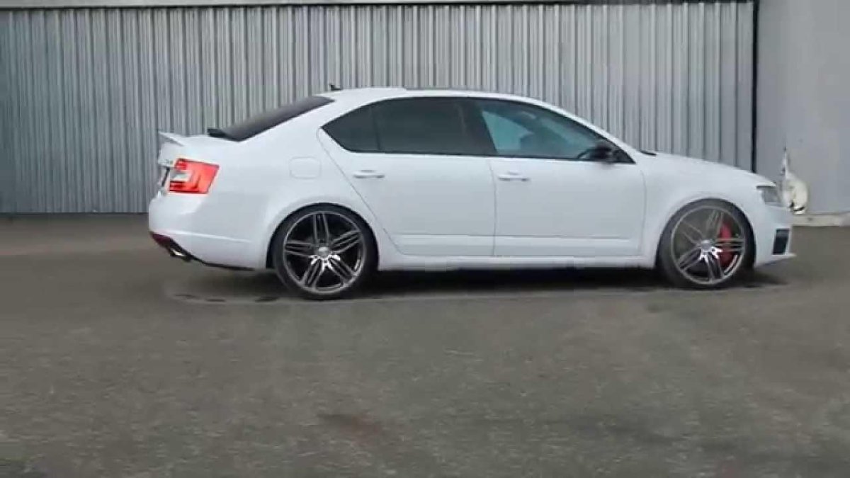 Skoda Octavia a7 r20