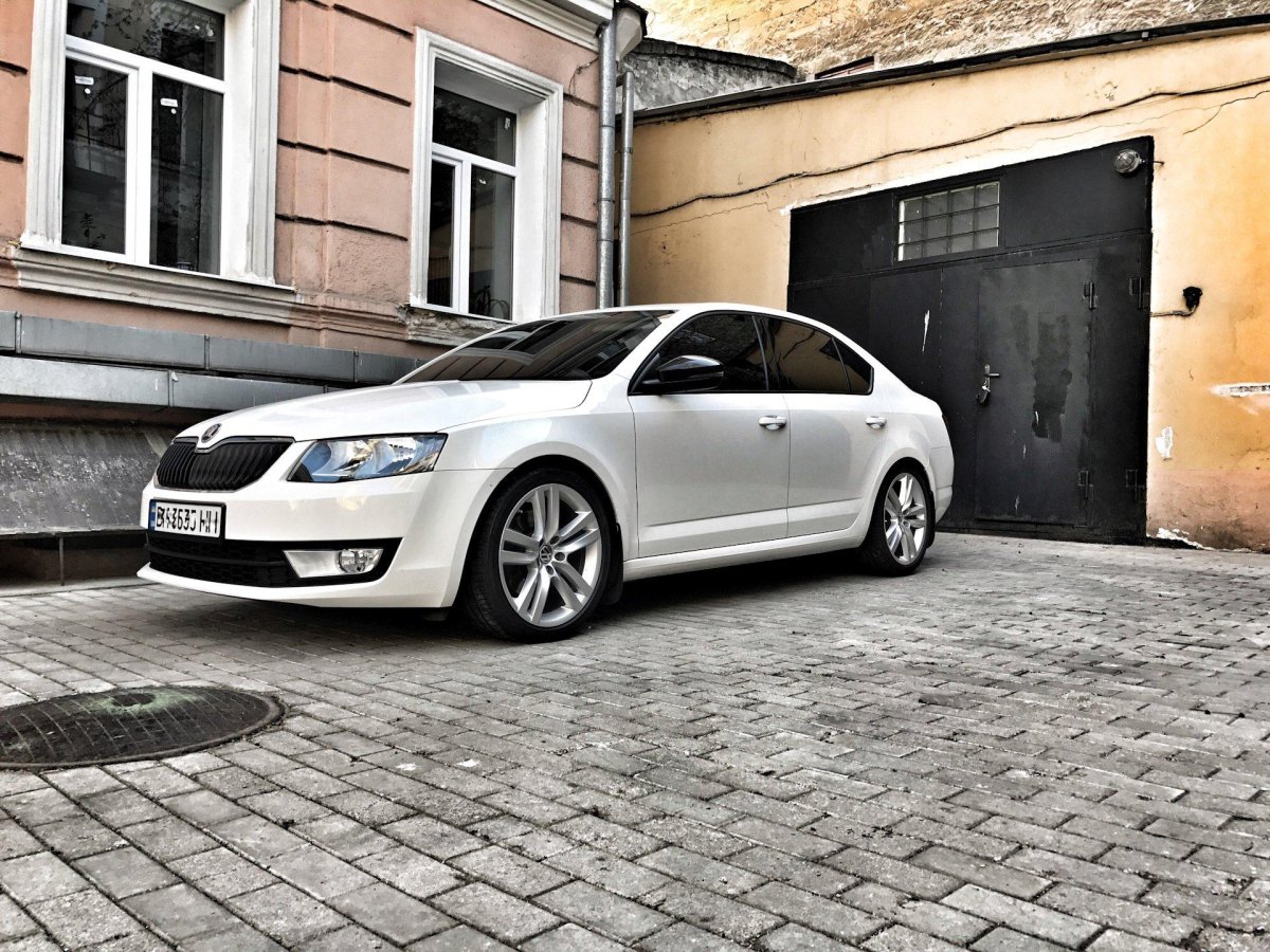 Skoda Octavia a7 r18