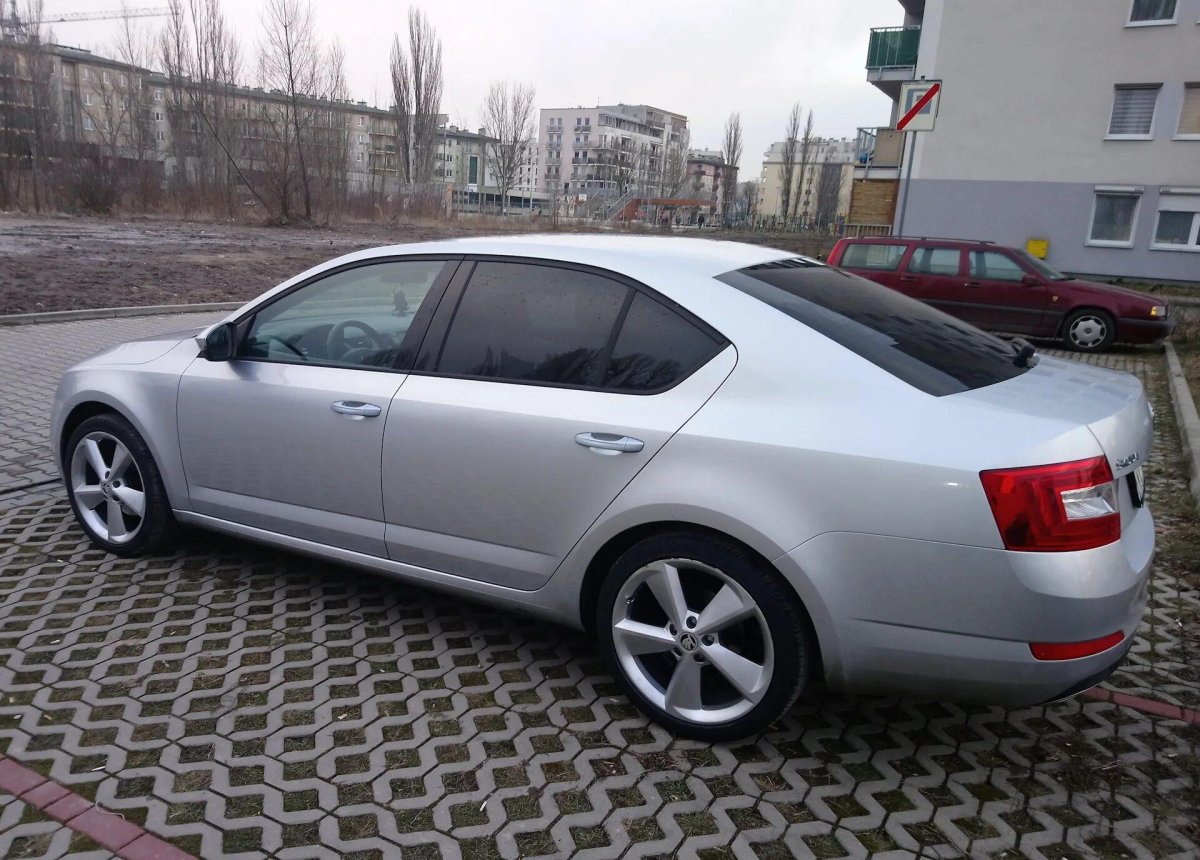Диски Golus r17 Skoda Octavia