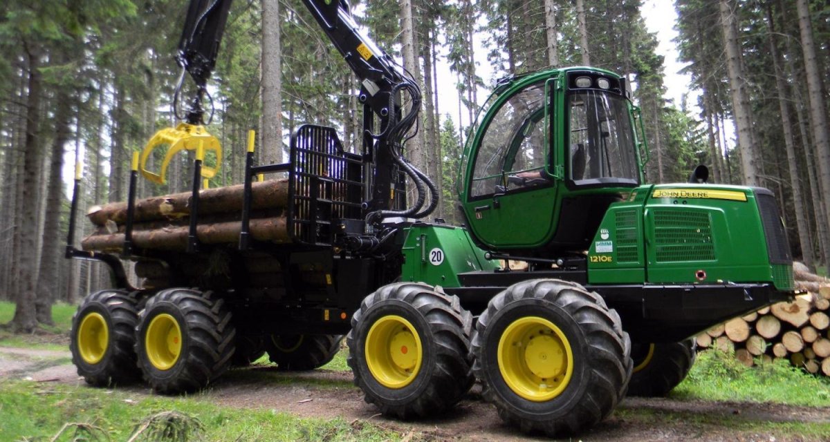 Форвардер John Deere