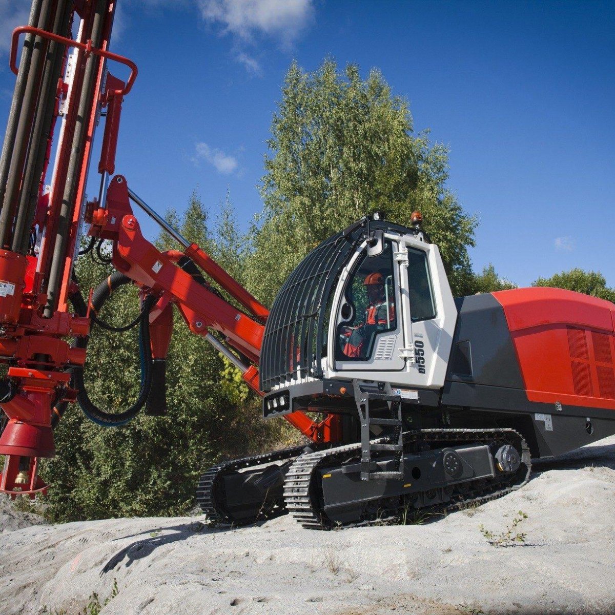 Sandvik Leopard di550