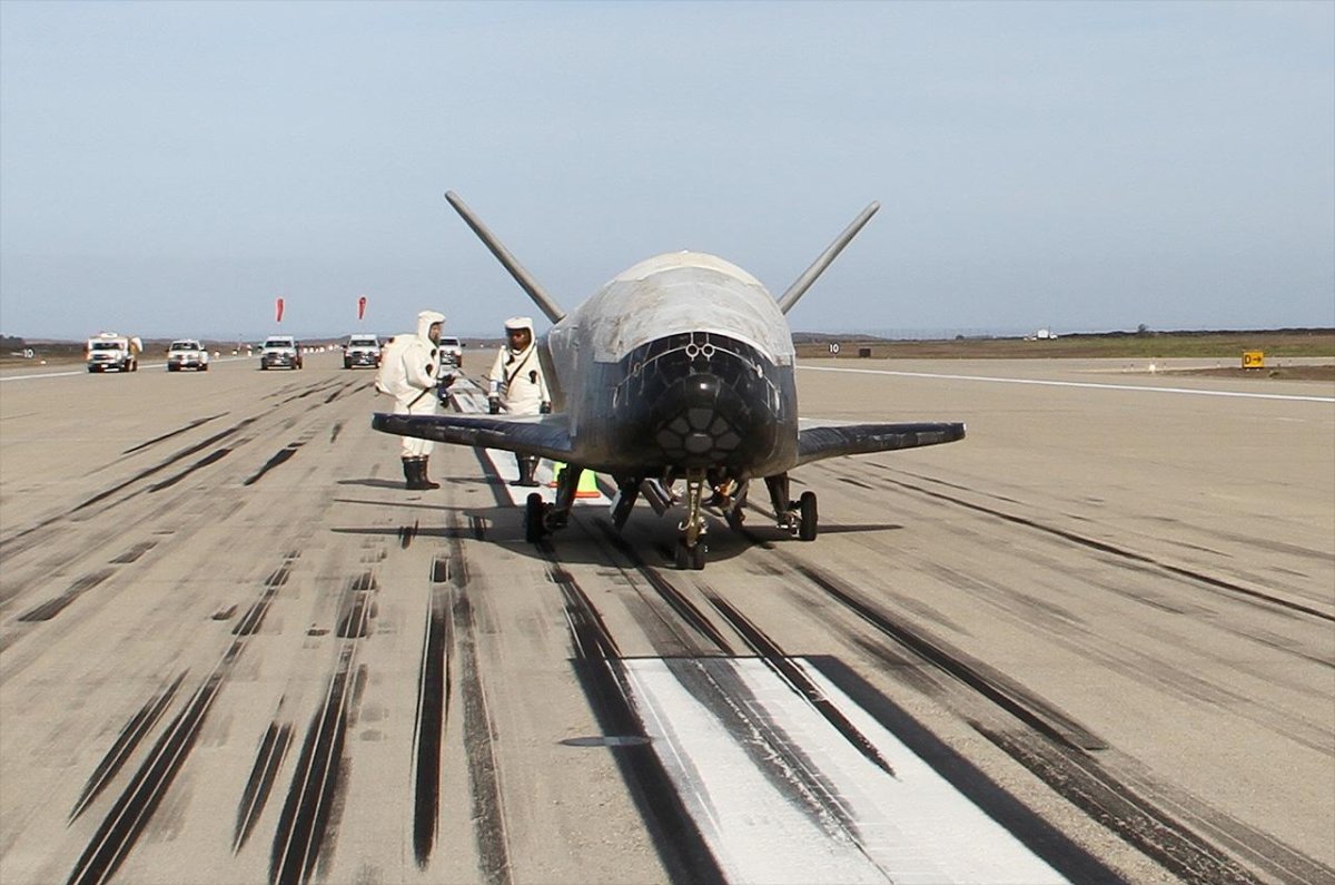 Космический беспилотник x-37b