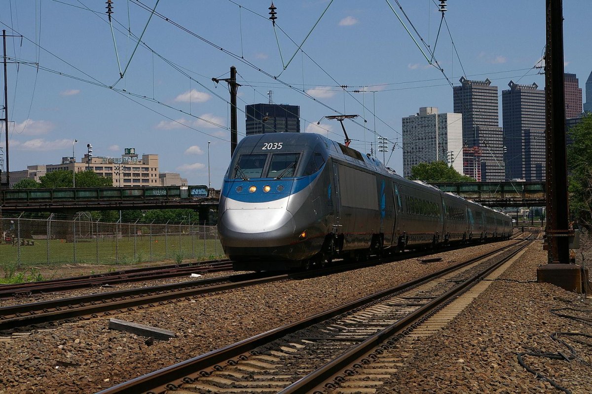 Acela Express поезд