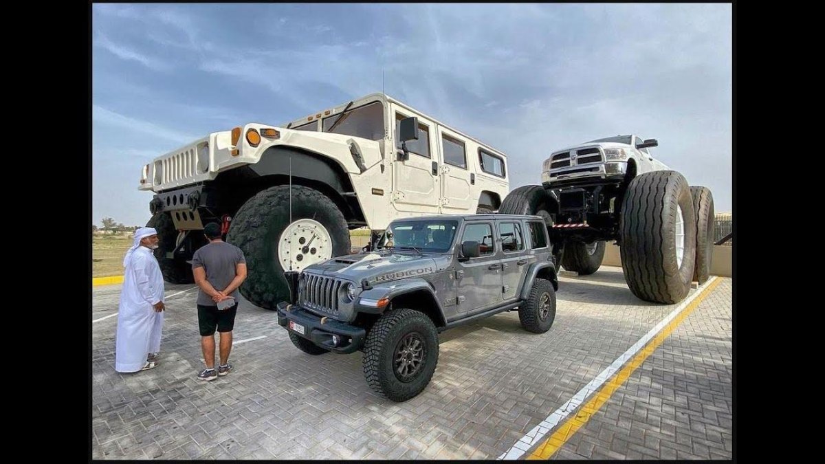 Огромный Хаммер h1