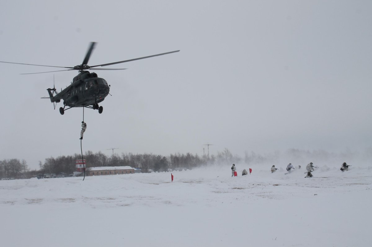 Десантирование с вертолета ми-8