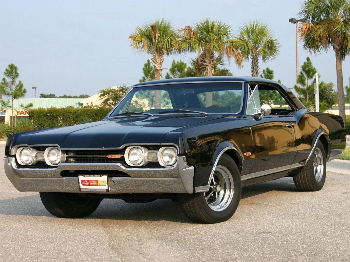 Oldsmobile Cutlass 442