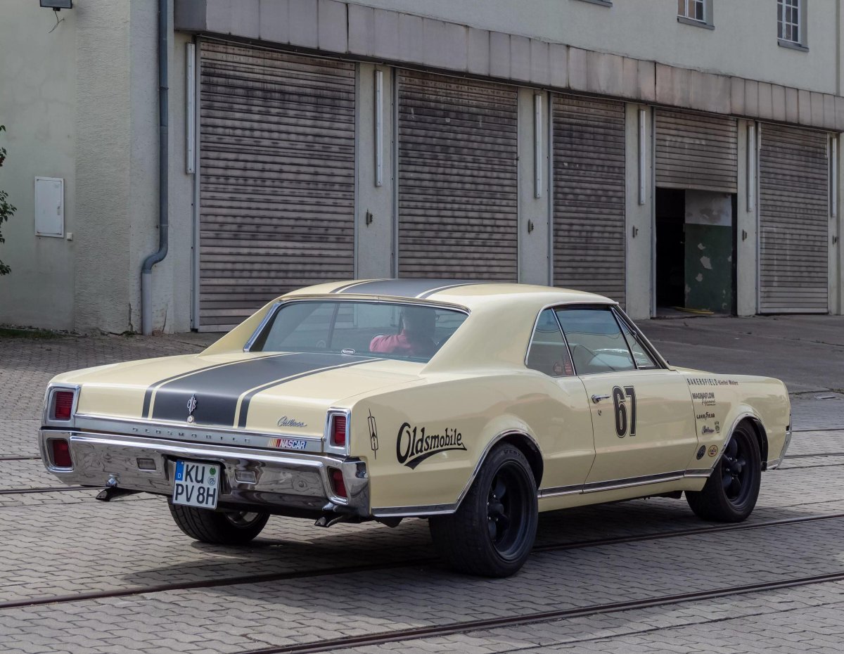 1967 Oldsmobile Cutlass