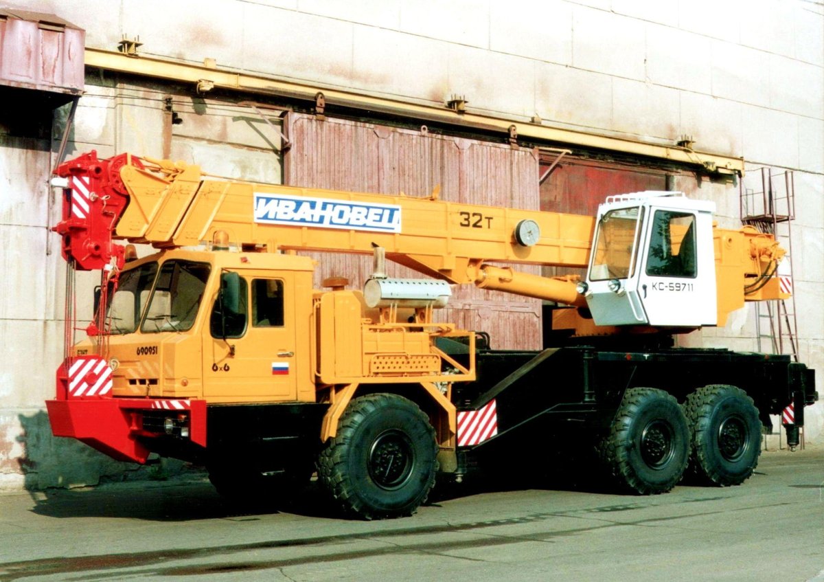 Автокран КС 6973а
