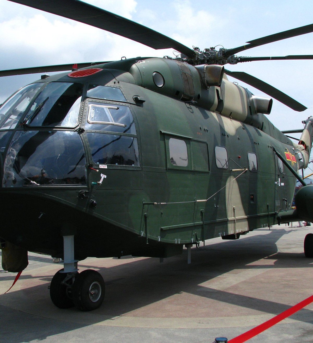 Вертолет z-8 НОАК