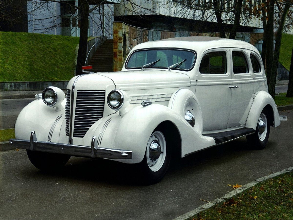 Автомобиль ЗИС 101