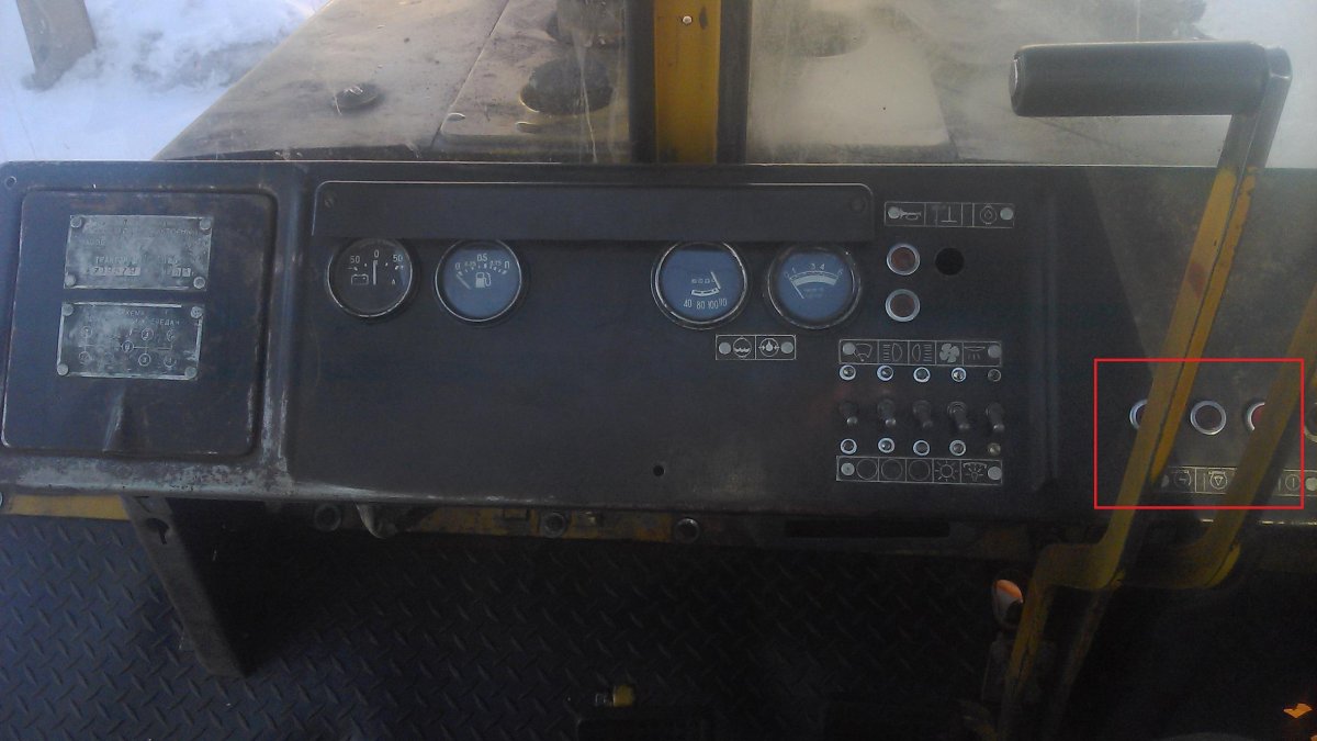Щиток приборов трактора ДТ-75