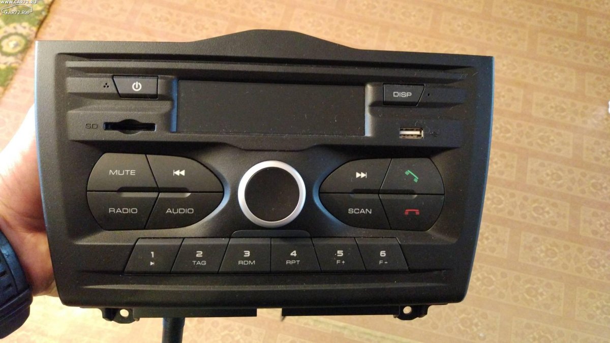 Штатная магнитола Гранта фл