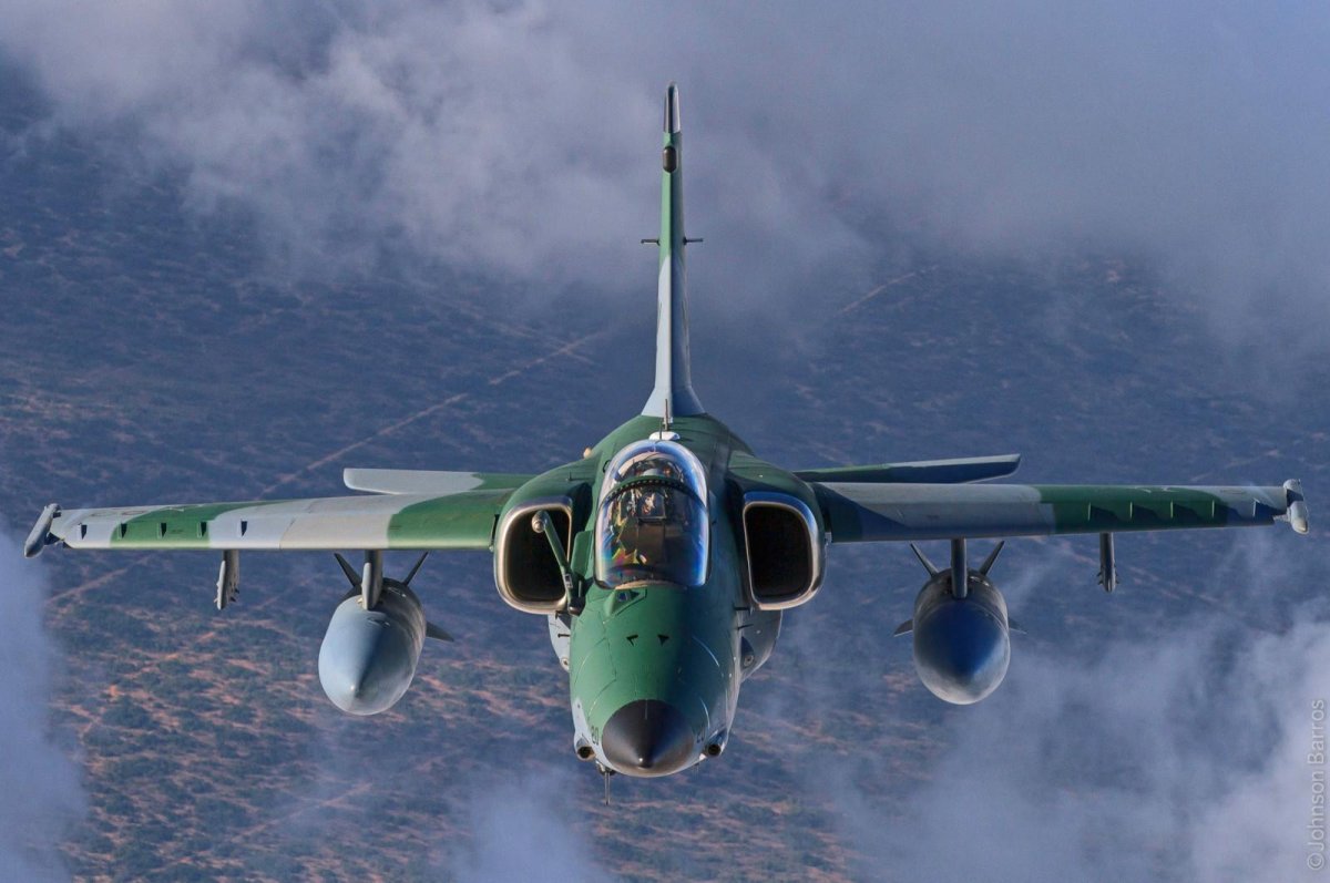 Самолеты Бразилии