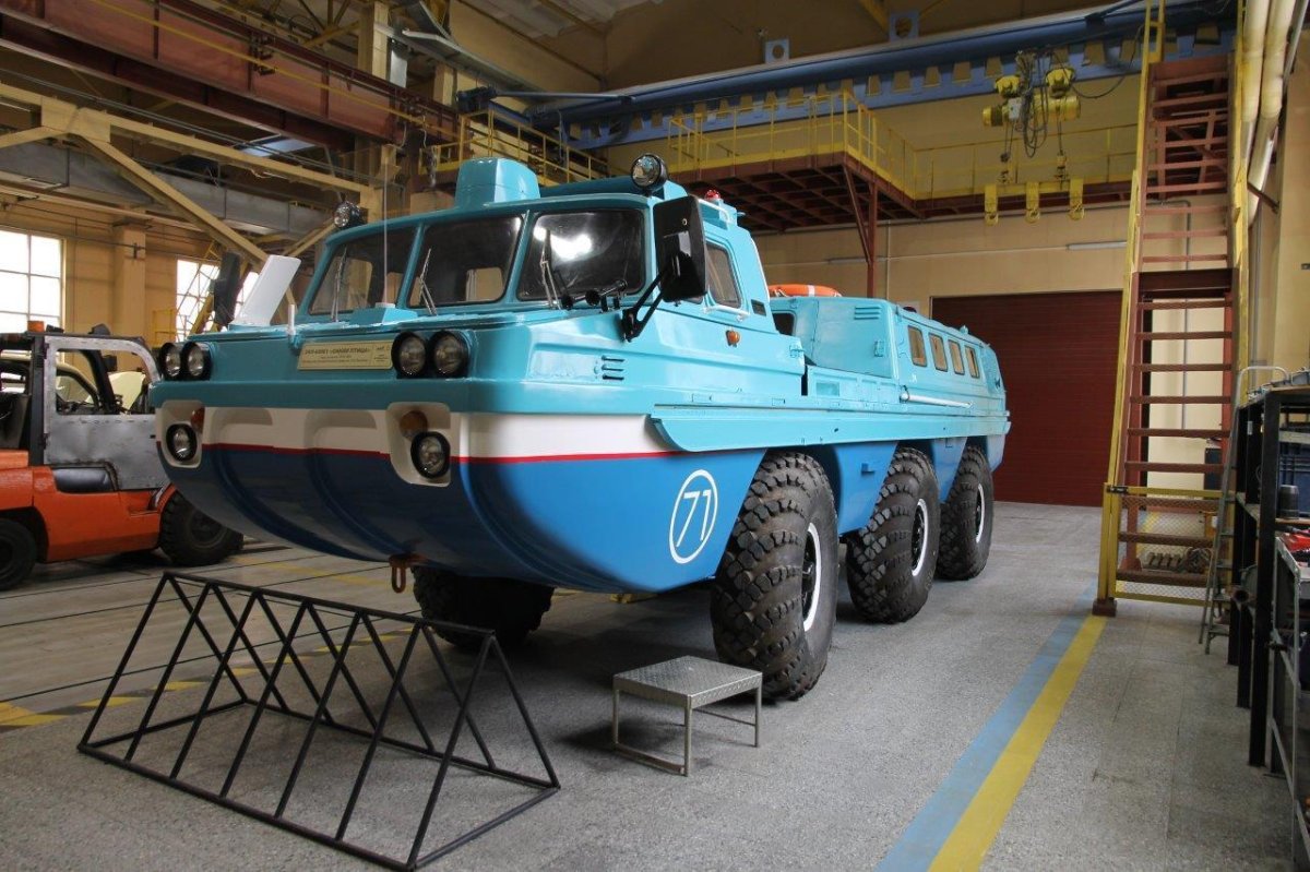 ЗИЛ 49061 колесо