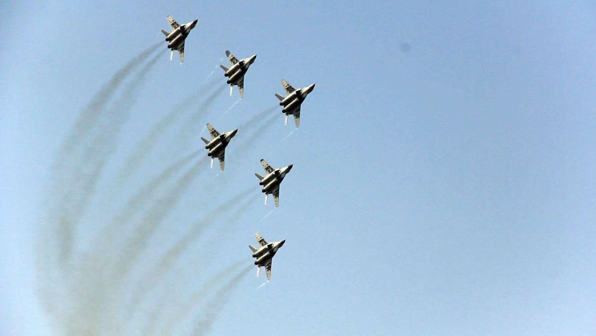 Истребители над Ереваном