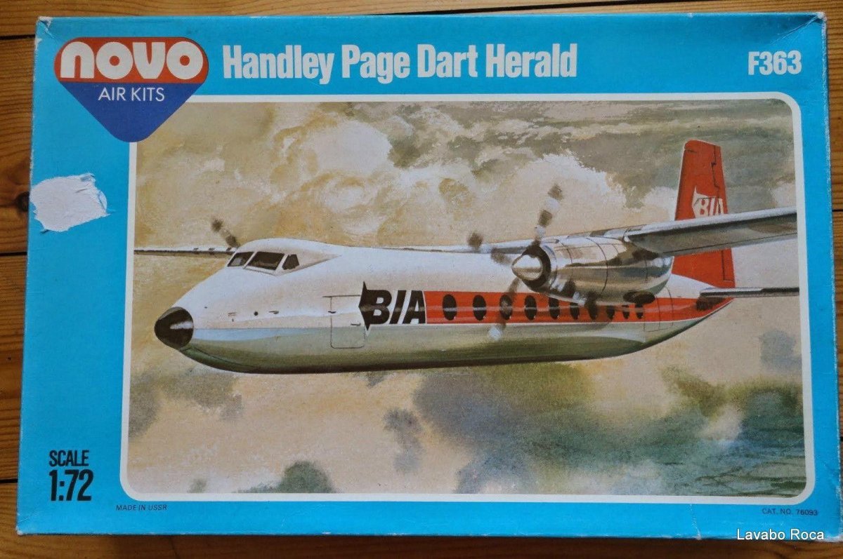 Сборная модель самолета фирмы novo