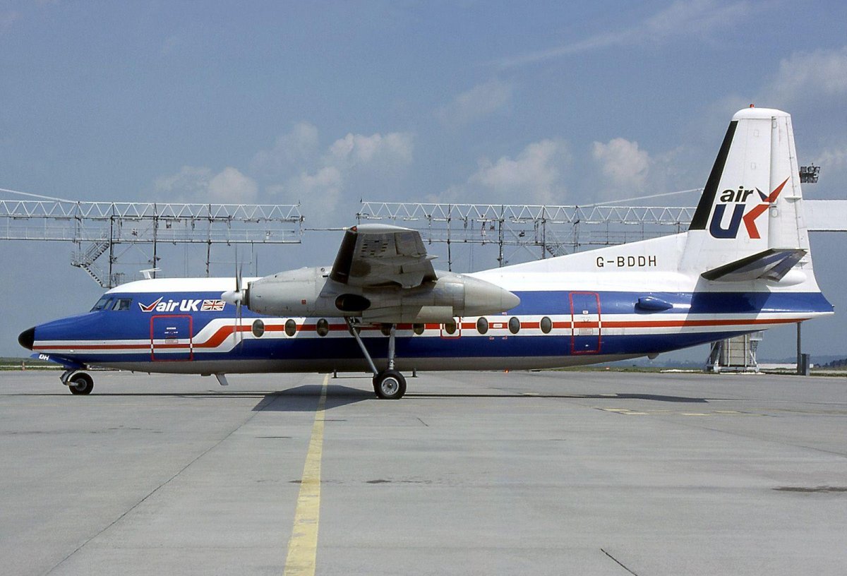 Британский Handley Page Dart Herald и голландский Fokker f27.