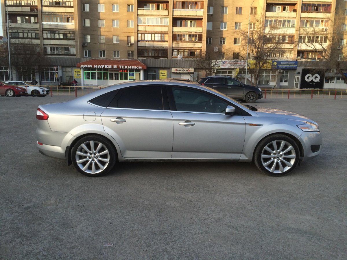 Ford Mondeo 4 r20