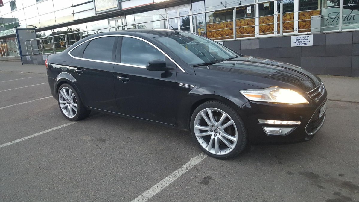 Ford Mondeo 5 r19